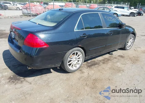 2006 Honda Accord 3.0 Ex z USA, uszkodzony, nr VIN 1HGCM66806A049429